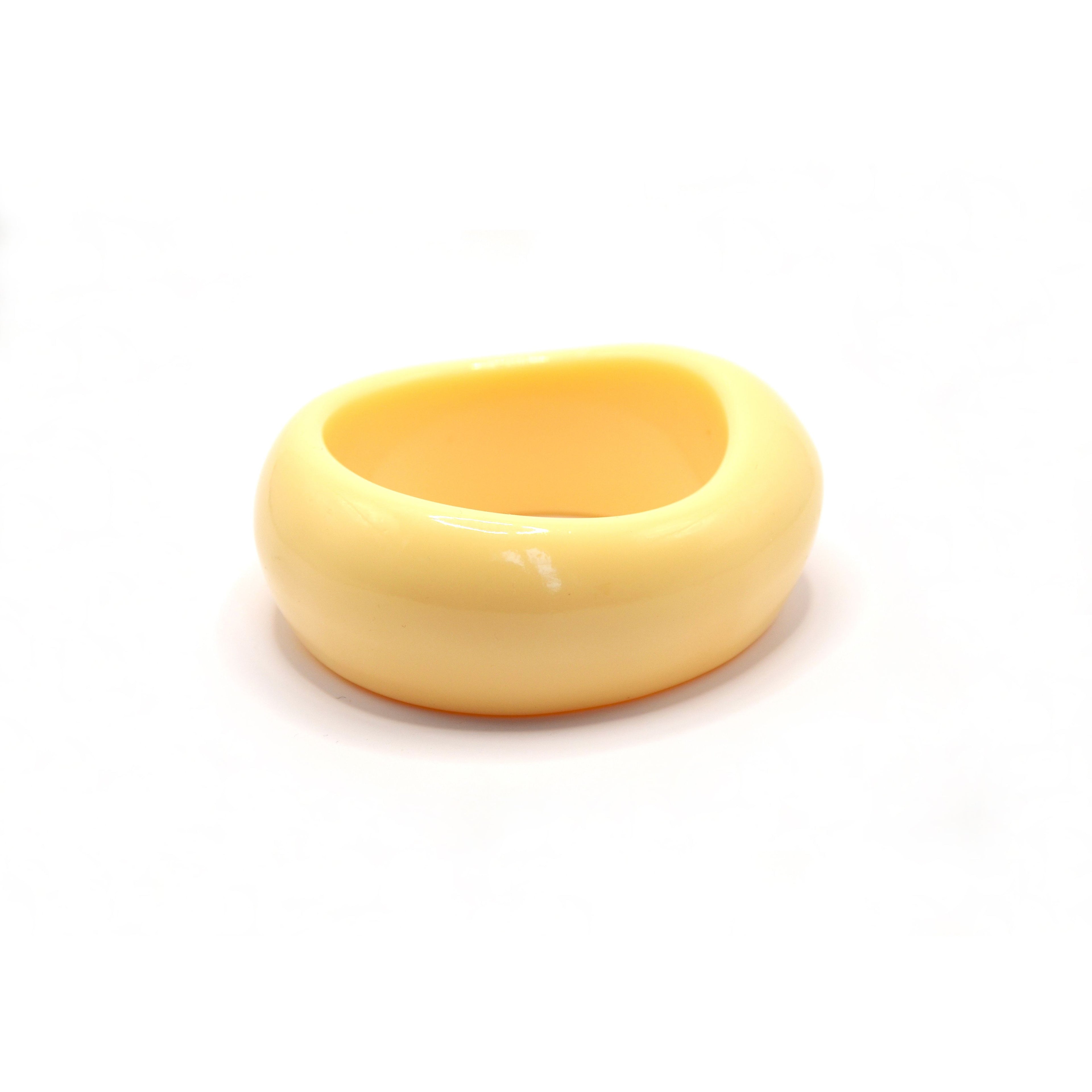 Vanilla Cloud Bangle